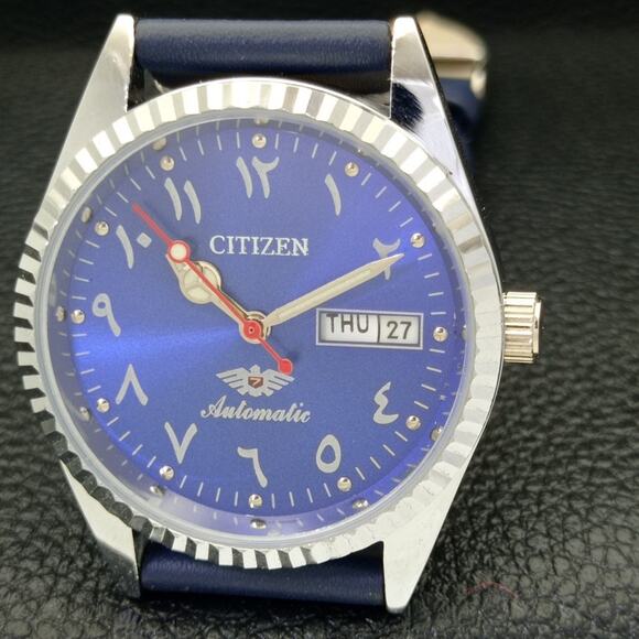 Vintage 1977 Citizen Automatic Mens Silver Watch W/daydate & Blue accents - Picture 3 of 8
